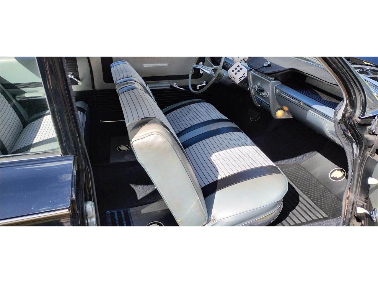 Buick-Lesabre-1961-Black-Grey-12
