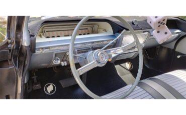 Buick-Lesabre-1961-Black-Grey-14