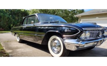 Buick-Lesabre-1961-Black-Grey-2