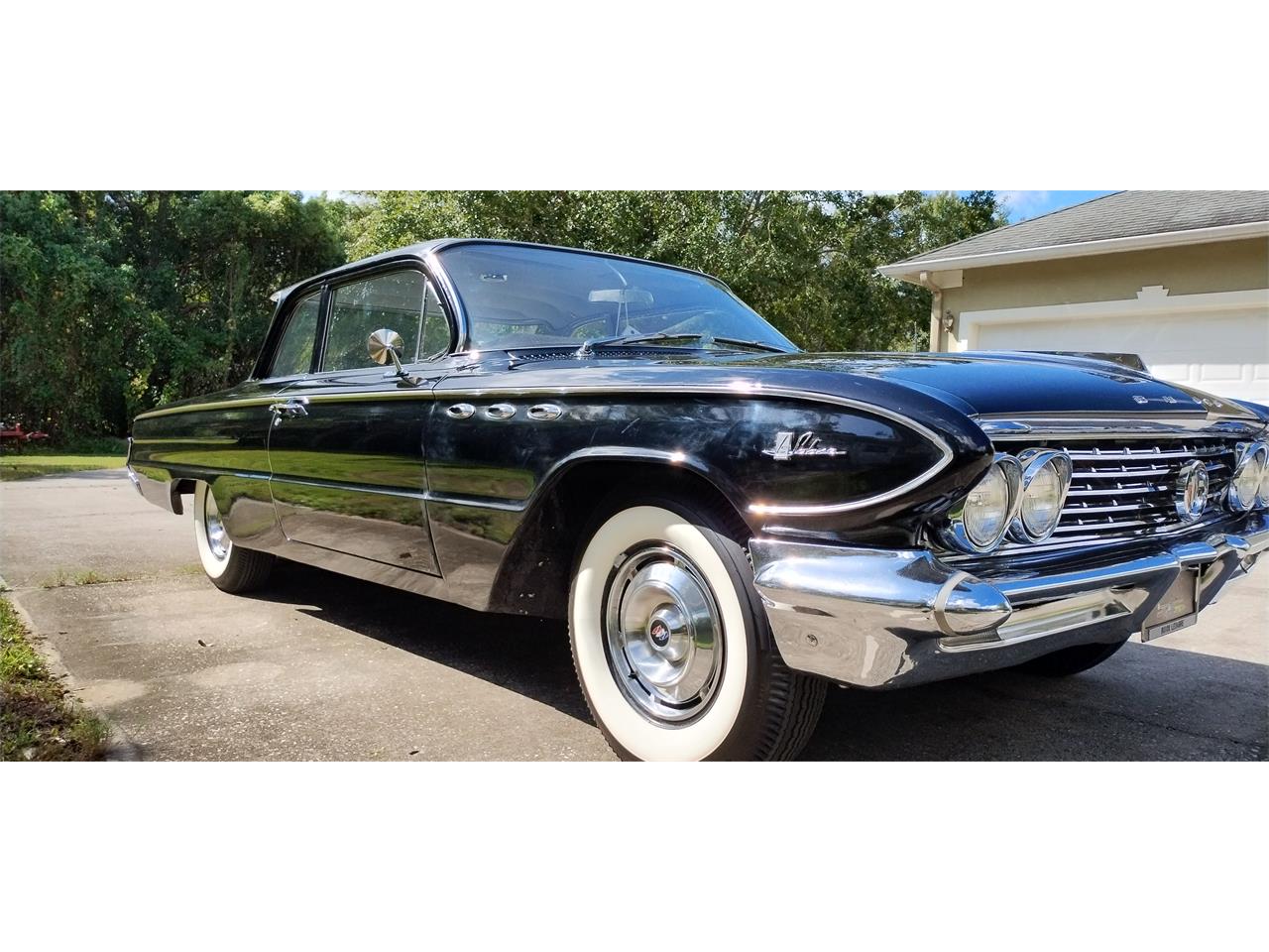 Buick-Lesabre-1961-Black-Grey-2