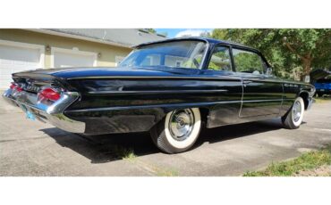 Buick-Lesabre-1961-Black-Grey-3