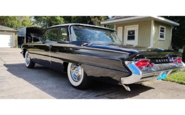 Buick-Lesabre-1961-Black-Grey-4