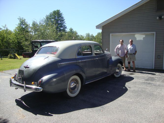 Buick-Other-1940-GrayWhite-1