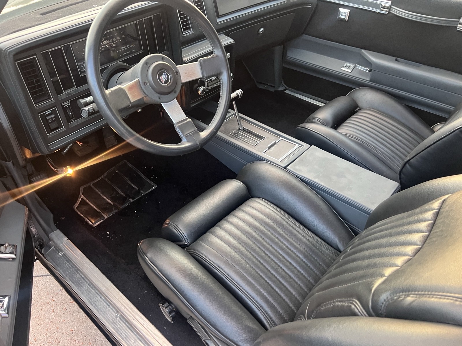 Buick-Regal-1984-13
