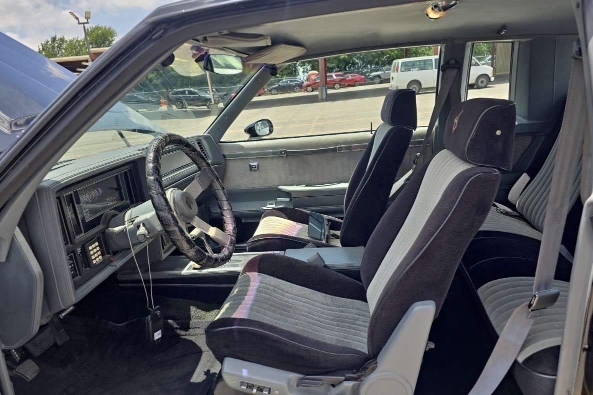 Buick-Regal-1987-Coupe-12