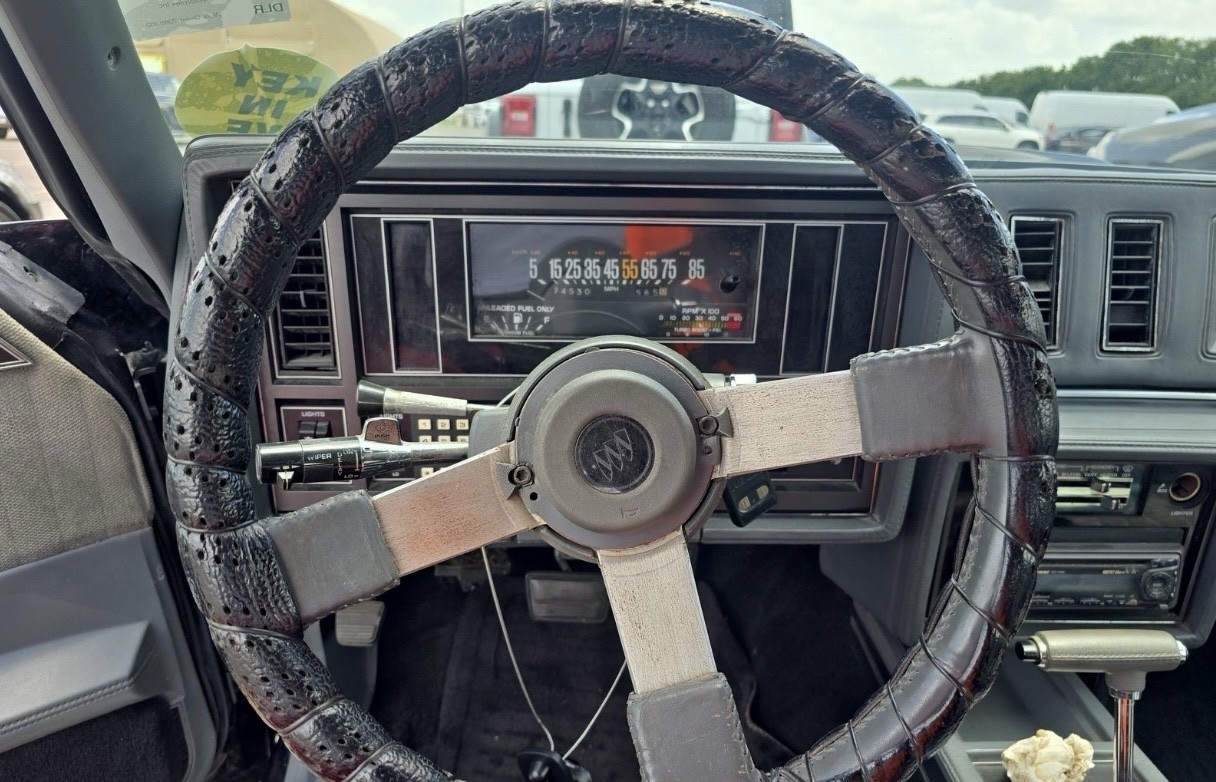 Buick-Regal-1987-Coupe-17
