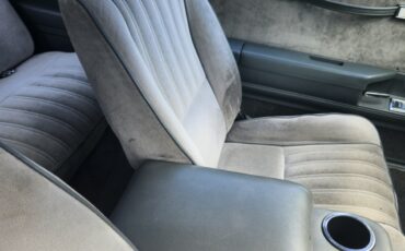 Buick-Regal-1987-Coupe-8