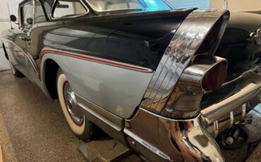 Buick-Riviera-1957-Black-2