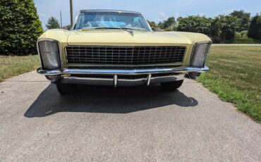Buick-Riviera-1965-Bamboo-Creme-Black-3