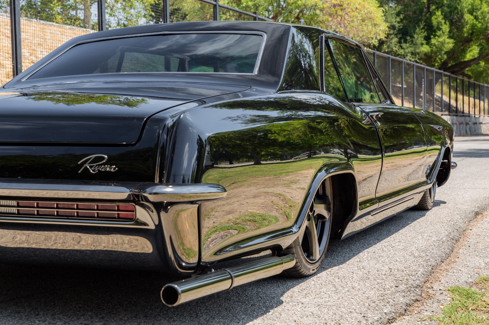 Buick-Riviera-1965-Coupe-11