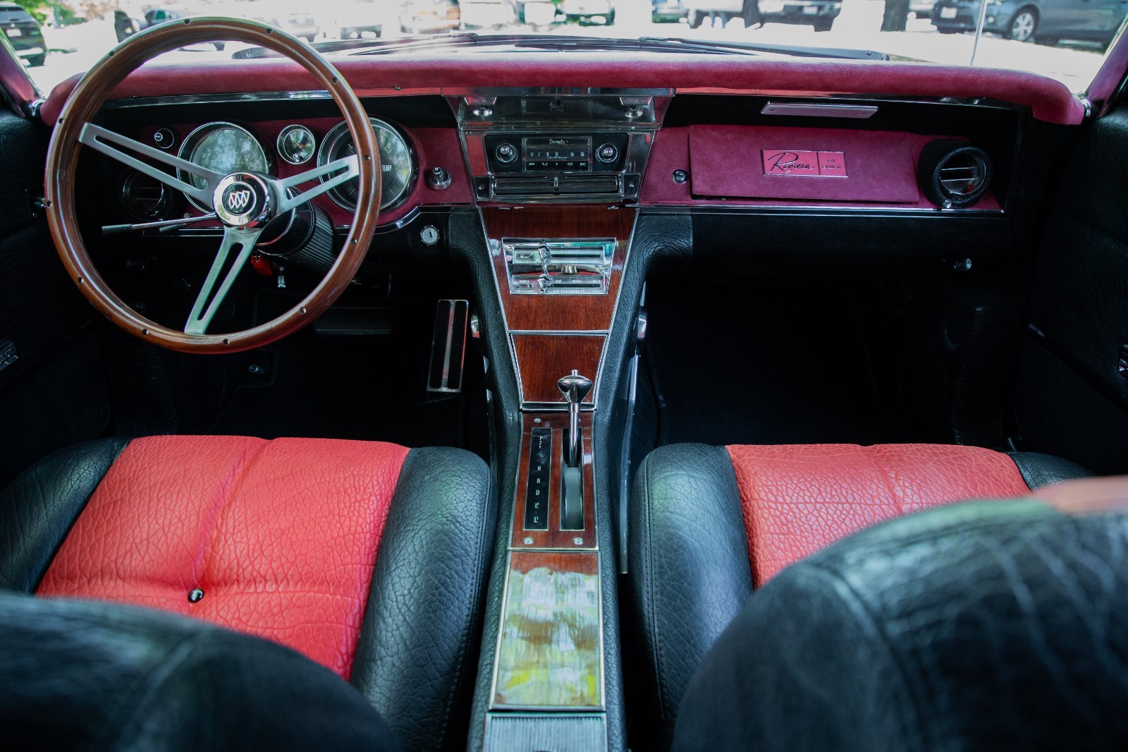 Buick-Riviera-1965-Coupe-35