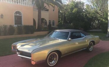 Buick-Riviera-1967