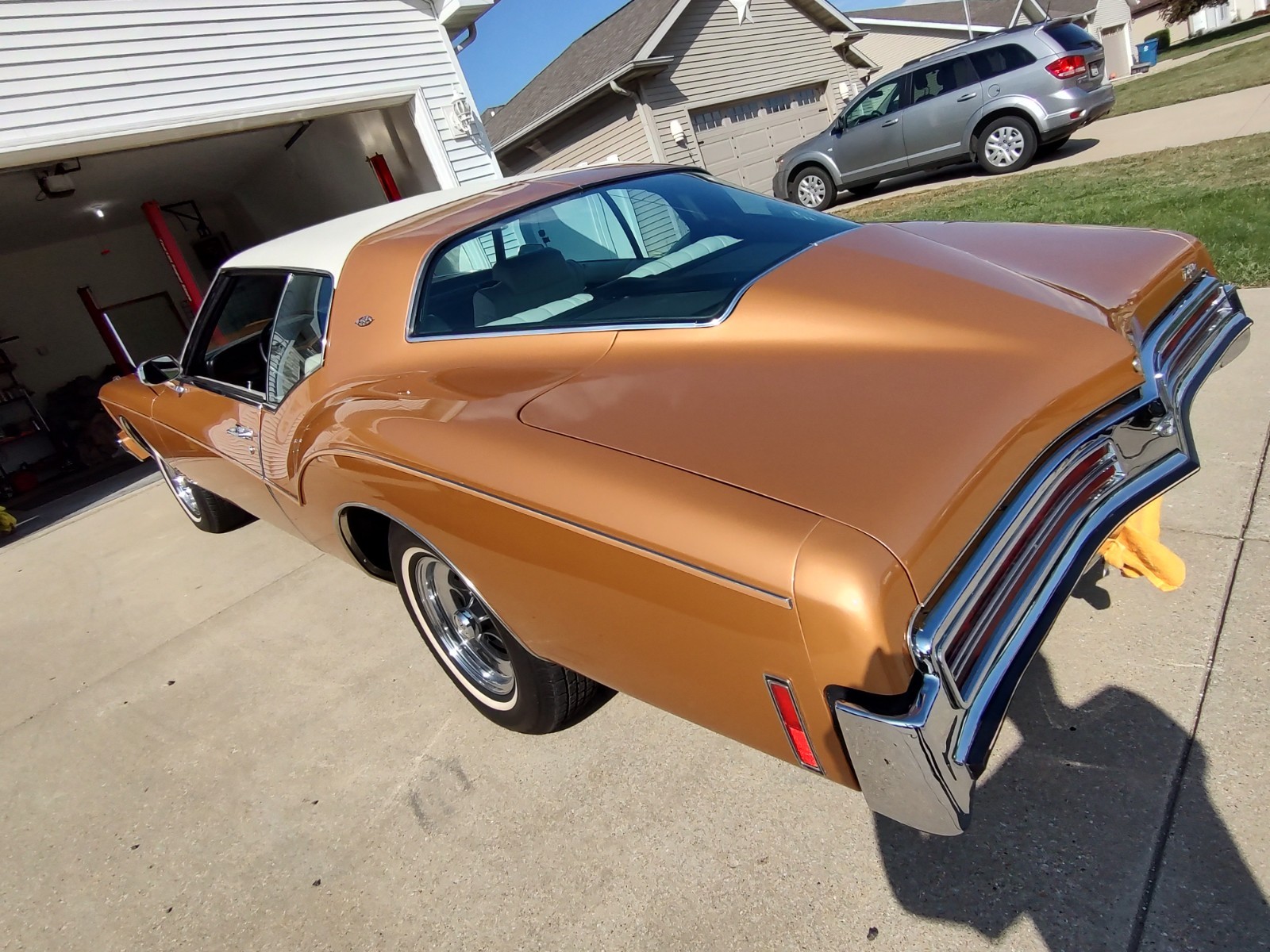Buick-Riviera-1973-Coupe-1