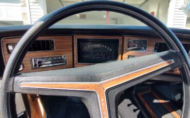 Buick-Riviera-1973-Coupe-27