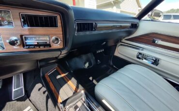 Buick-Riviera-1973-Coupe-28