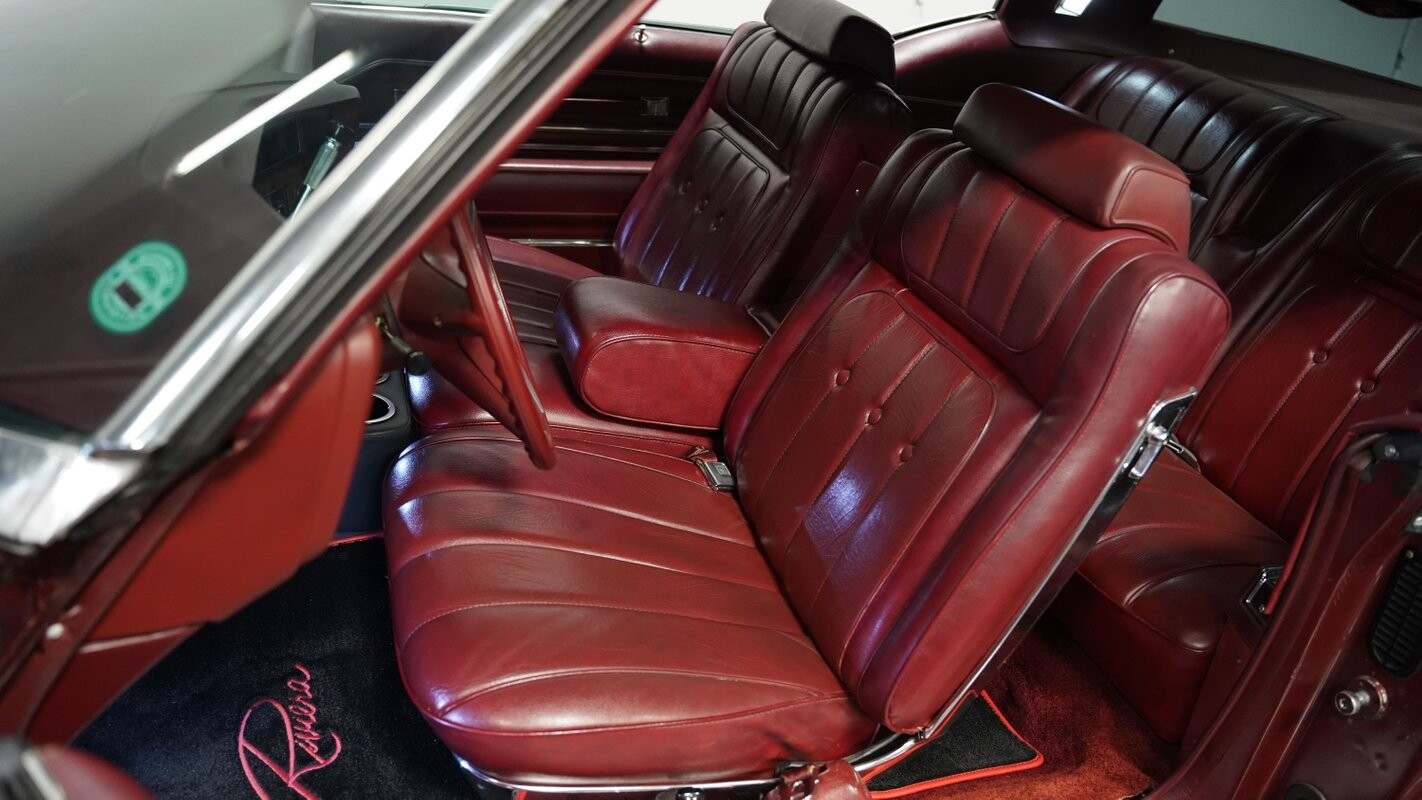 Buick-Riviera-1973-Coupe-34
