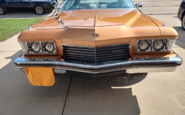 Buick-Riviera-1973-Coupe-5