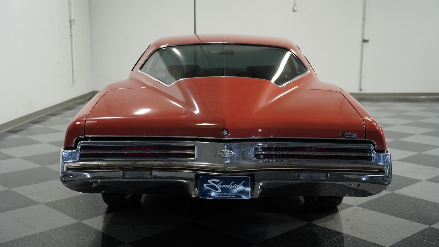 Buick-Riviera-1973-Coupe-9