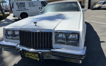 Buick-Riviera-1983-Convertible-4