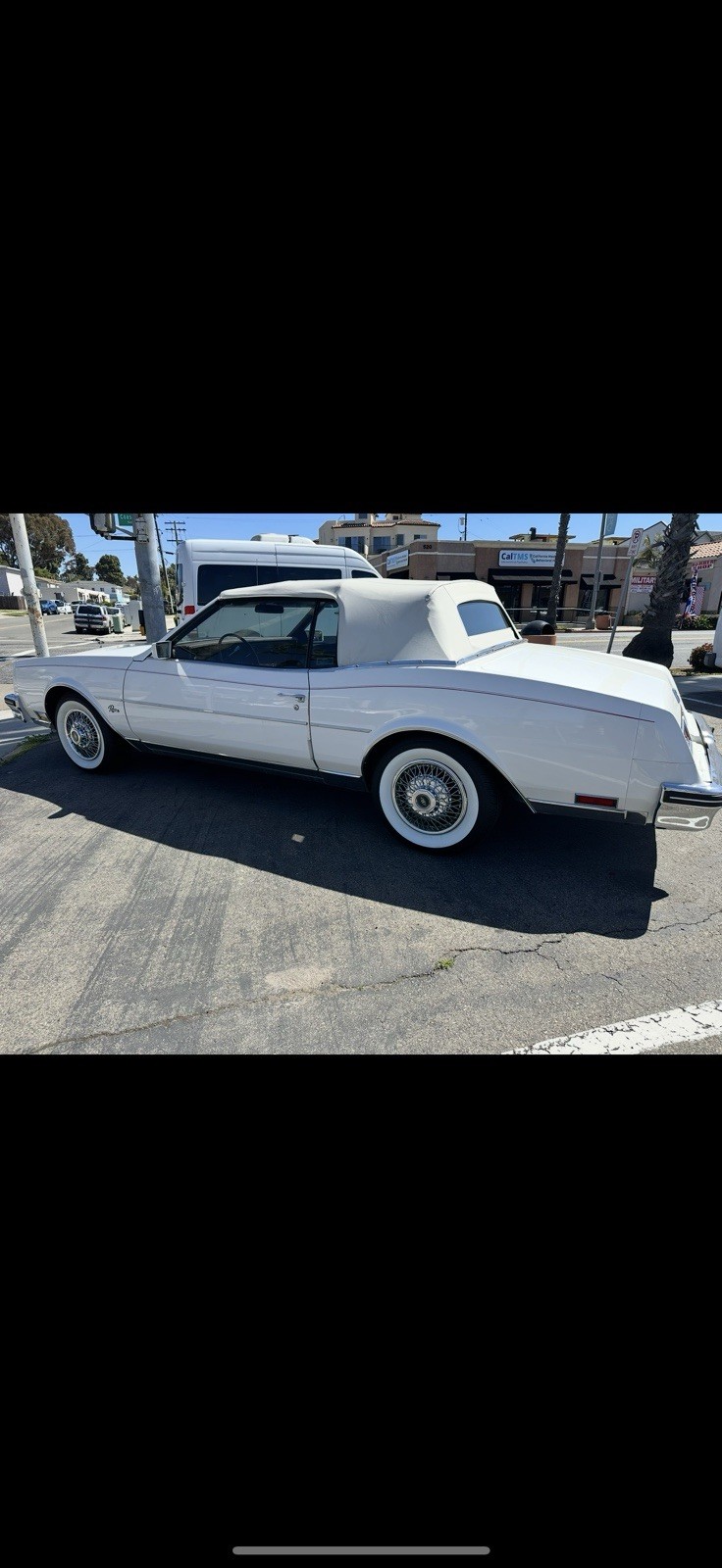 Buick-Riviera-1983-Convertible-5