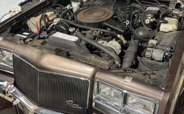 Buick-Riviera-1985-COUPE-2-DR-12