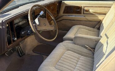 Buick-Riviera-1985-COUPE-2-DR-23