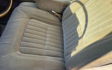 Buick-Riviera-1985-COUPE-2-DR-34