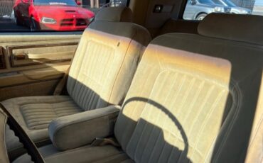 Buick-Riviera-1985-COUPE-2-DR-37