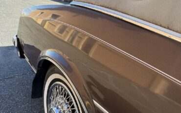Buick-Riviera-1985-COUPE-2-DR-8