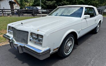 Buick-Riviera-1985-COUPE-29