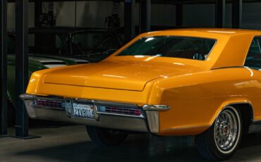Buick-Riviera-Custom-1965-2-Door-Hardtop-24