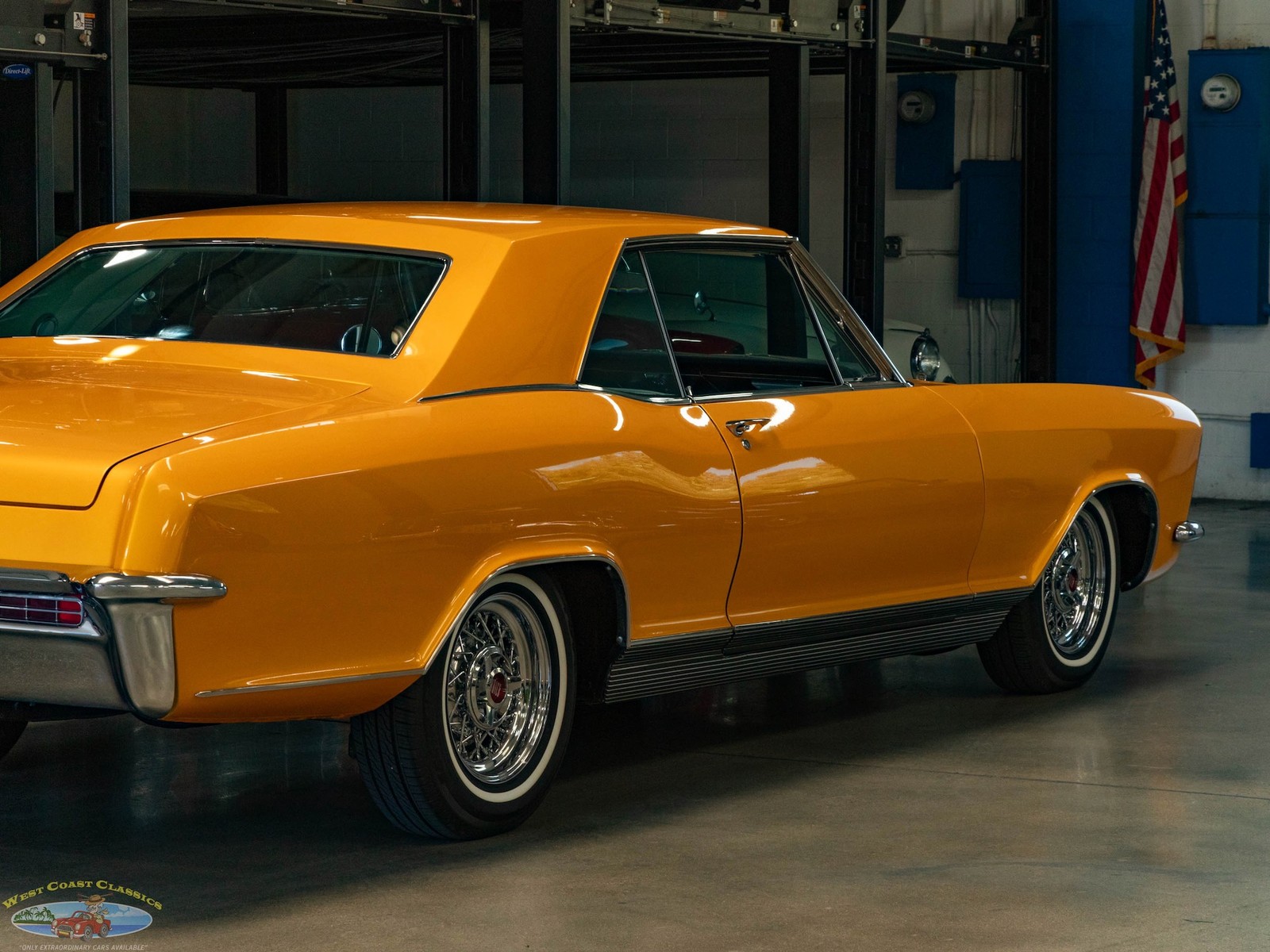 Buick-Riviera-Custom-1965-2-Door-Hardtop-25