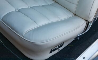 Buick-Riviera-Custom-1965-2-Door-Hardtop-27