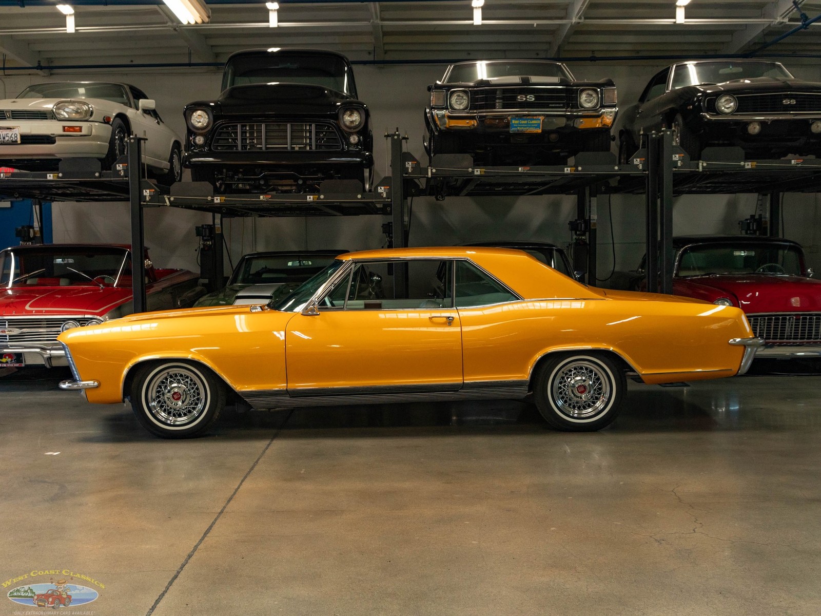 Buick-Riviera-Custom-1965-2-Door-Hardtop-5
