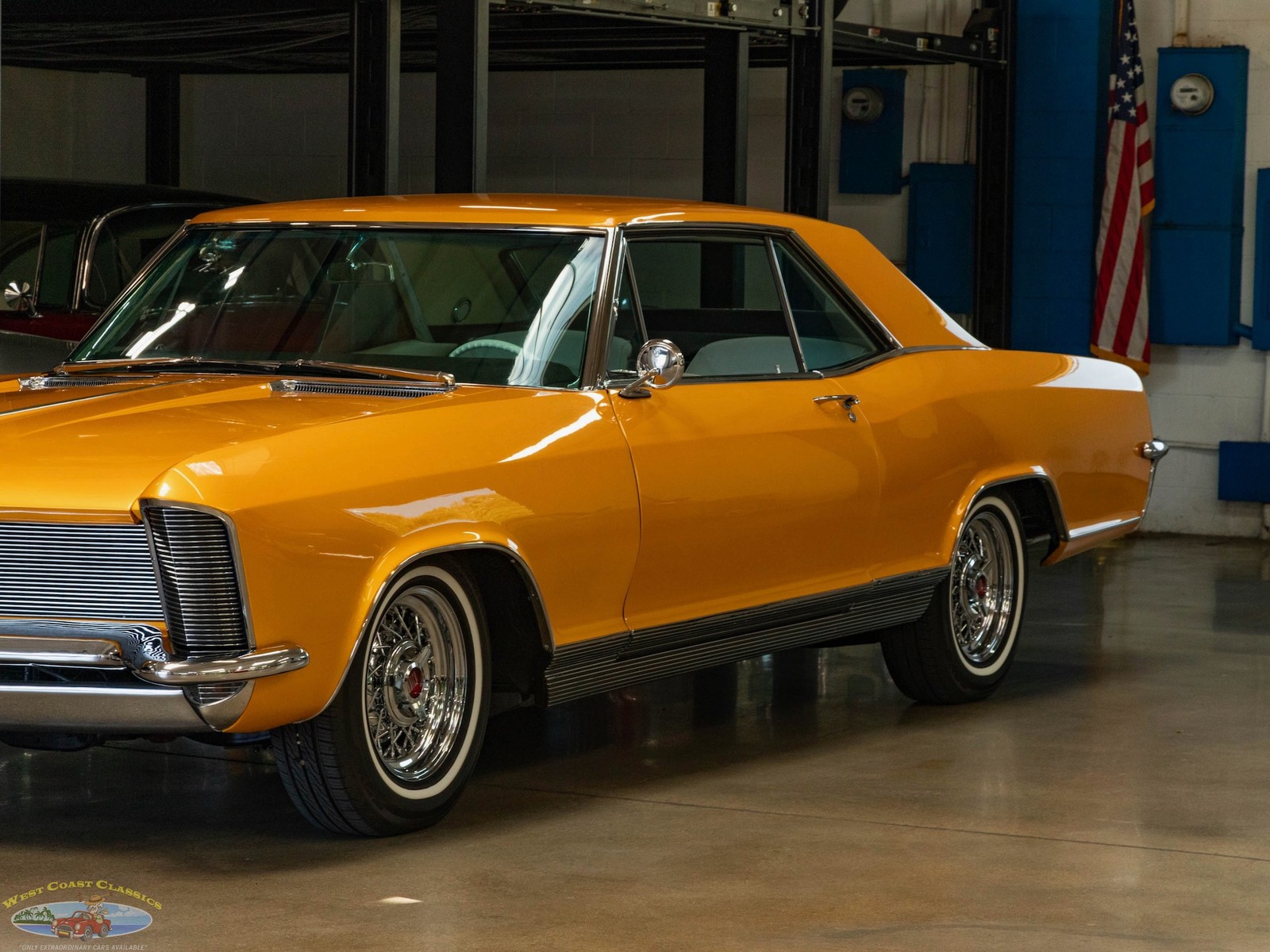 Buick-Riviera-Custom-1965-2-Door-Hardtop-8