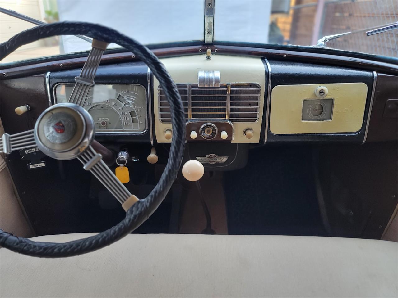 Buick-Roadmaster-1937-Black-Brown-Beige-15