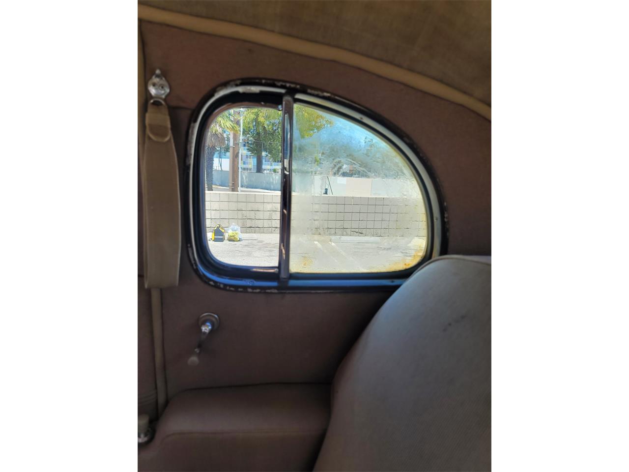 Buick-Roadmaster-1937-Black-Brown-Beige-25