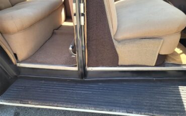 Buick-Roadmaster-1937-Black-Brown-Beige-45