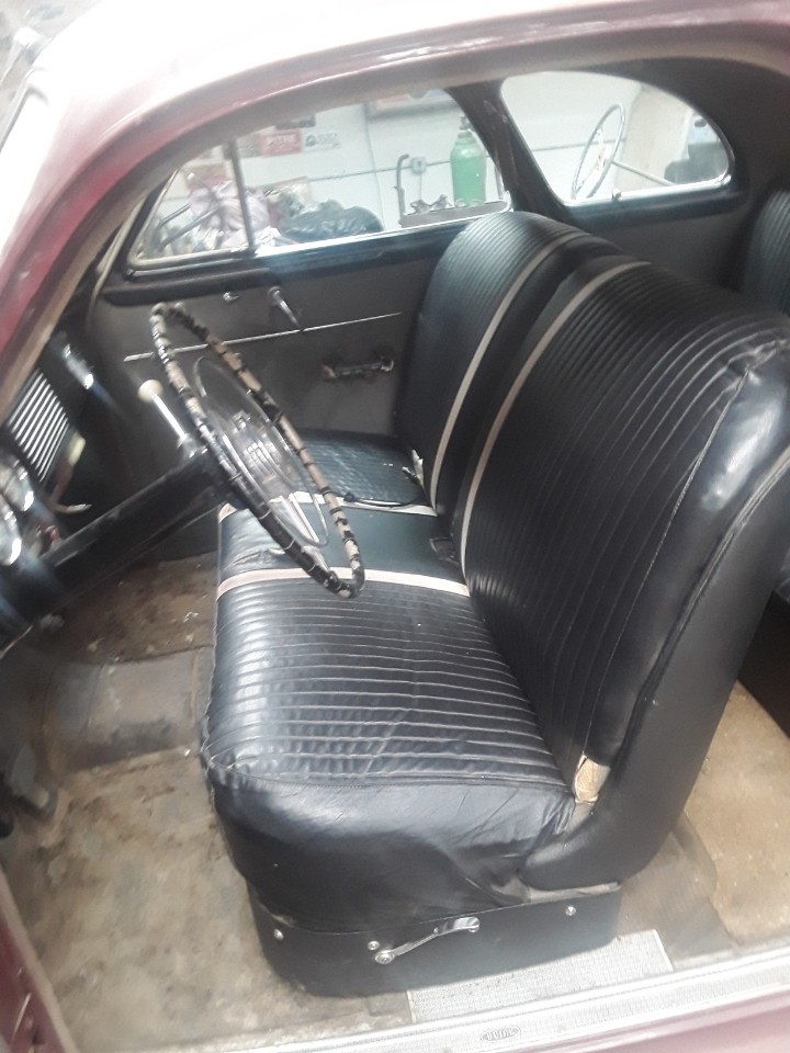 Buick-Roadmaster-1940-Coupe-4