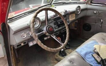 Buick-Roadmaster-1948-Red-Gray-6