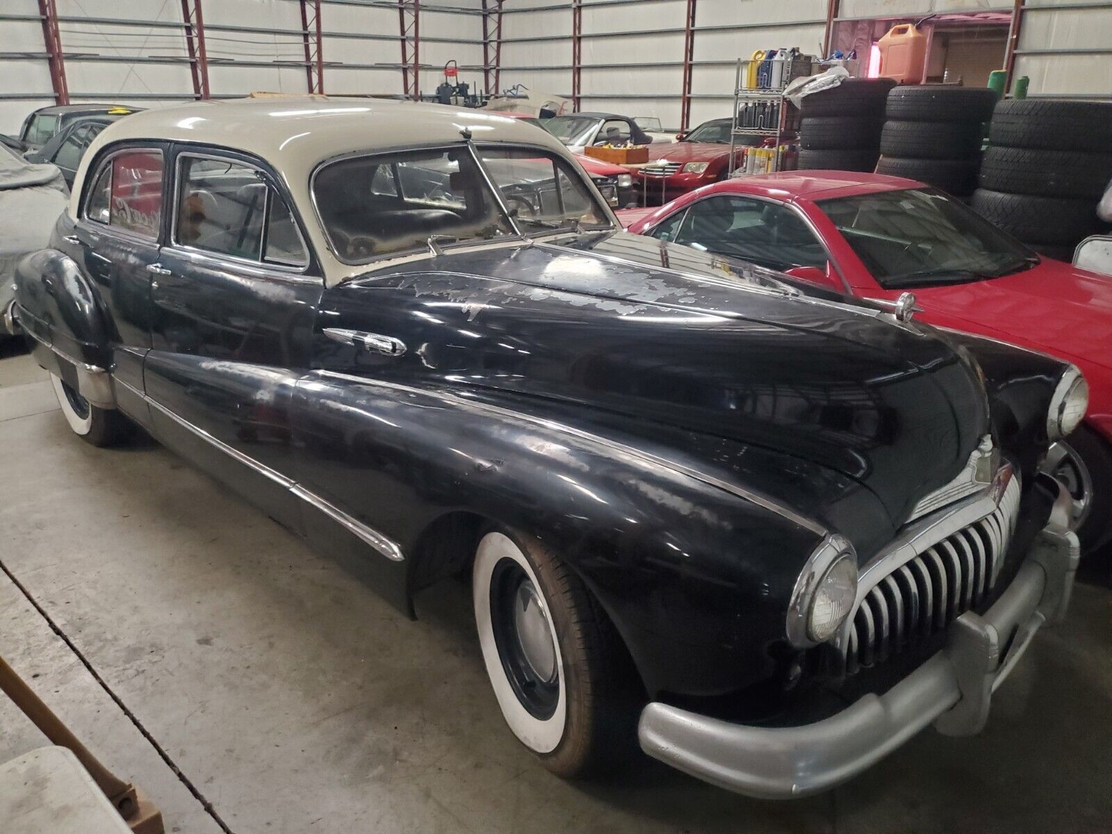 Buick-Roadmaster-1948-Sedan-13