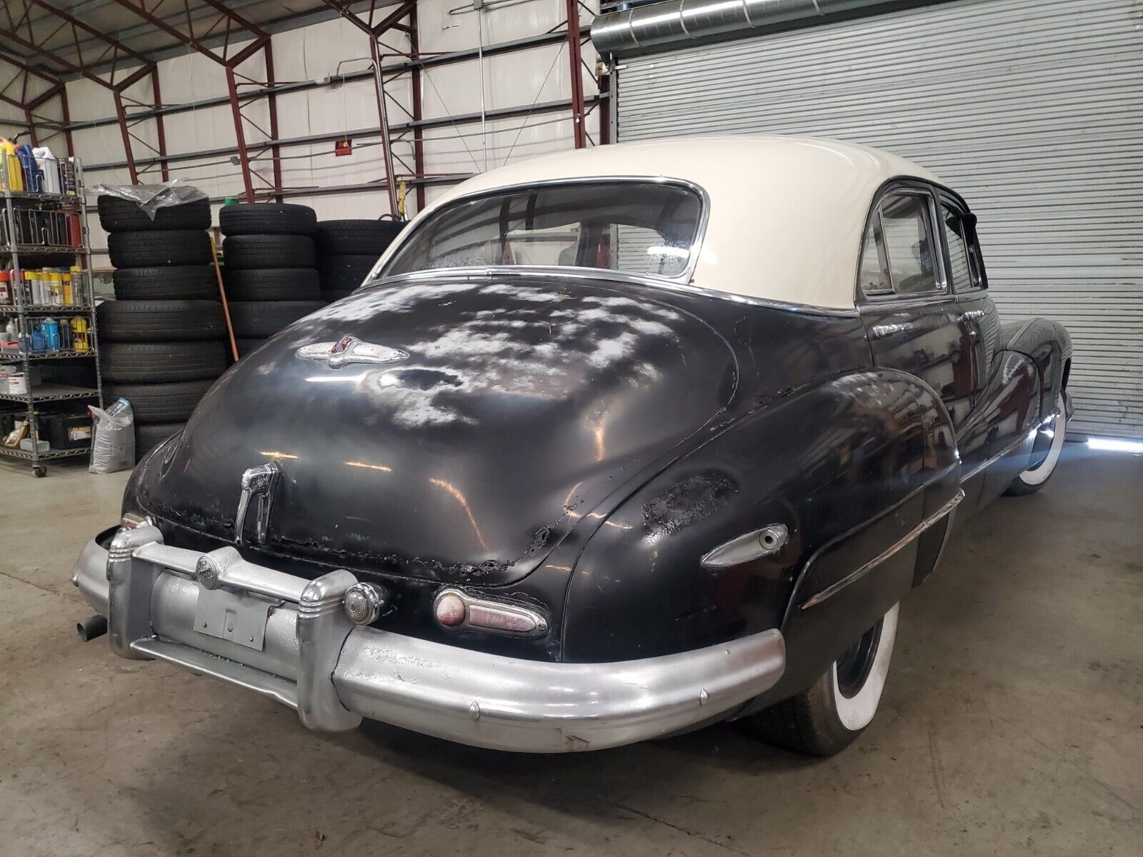 Buick-Roadmaster-1948-Sedan-3
