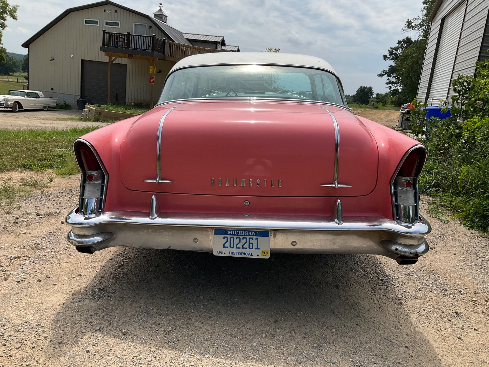 Buick-Roadmaster-1956-Sedan-4