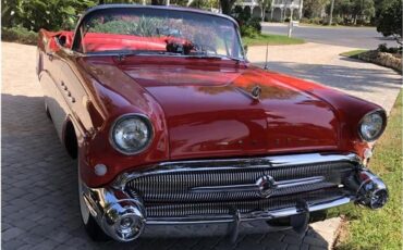 Buick-Roadmaster-1957-Seminole-Red-amp-White-Red-20