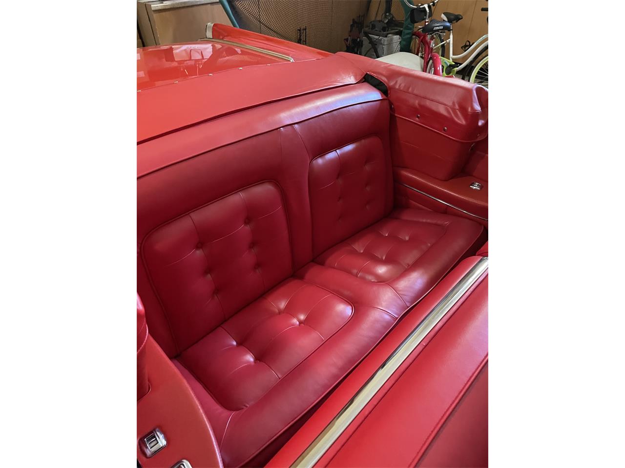 Buick-Roadmaster-1957-Seminole-Red-amp-White-Red-28