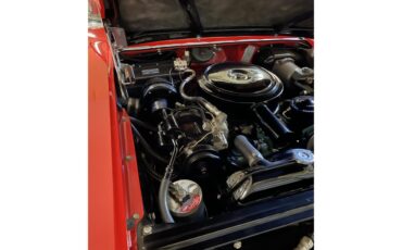 Buick-Roadmaster-1957-Seminole-Red-amp-White-Red-38