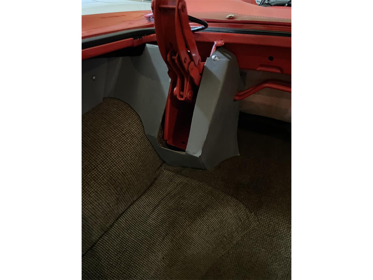 Buick-Roadmaster-1957-Seminole-Red-amp-White-Red-9