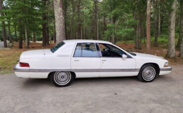 Buick-Roadmaster-1992-Sedan-11
