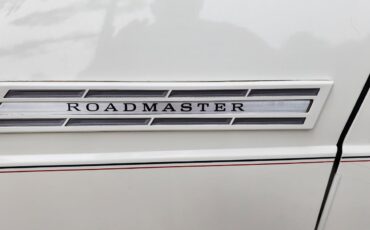 Buick-Roadmaster-1992-Sedan-3