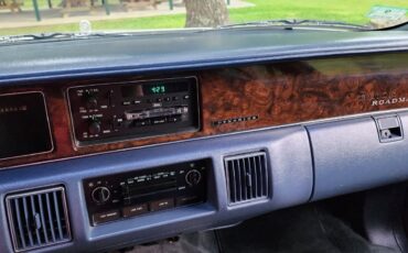 Buick-Roadmaster-1992-Sedan-6